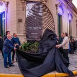 DOLORES HOMENAJEÓ A JUAN VUCETICH, EL HOMBRE QUE ELIGIÓ LA CIUDAD Y DEJÓ UNA HUELLA EN EL MUNDO
