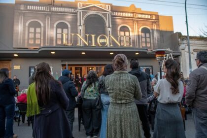 Jornada histórica para la Cultura en Dolores: el Teatro Unione celebró un siglo y medio con inauguración de fachada y anuncio de obras