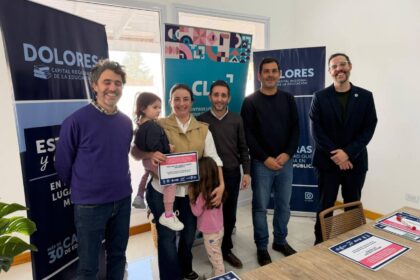 CAPACITACIÓN PARA EL FUTURO: EL MUNICIPIO ENTREGÓ CERTIFICADOS A LOS EGRESADOS DE LOS CURSOS DE PILOTO DE DRON Y STREAMING