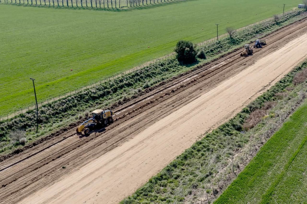 EL MUNICIPIO AVANZA CON MEJORAS EN LOS CAMINOS RURALES