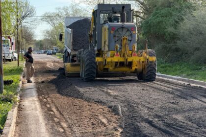 EL MUNICIPIO SIGUE AVANZANDO CON TRABAJOS DE FRESADO EN DISTINTOS PUNTOS DE LA CIUDAD